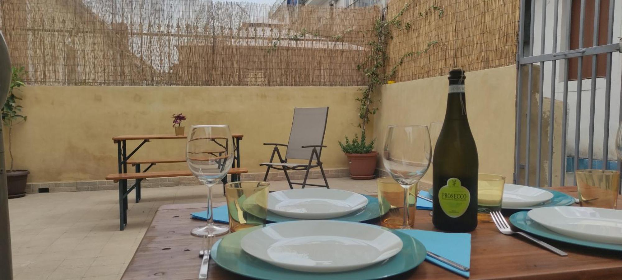 Team019 Casa Bruno Terrace & Sicilian Charm Apartment คาตาเนีย ภายนอก รูปภาพ
